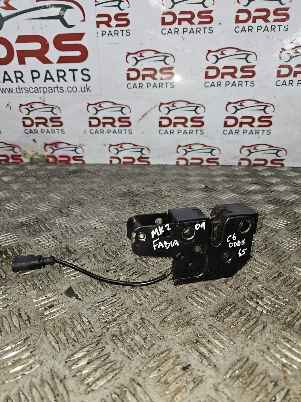 SKODA FABIA MK2 BONNET LOCK CATCH MECHANISM + SENSOR (2007 - 2014 ...