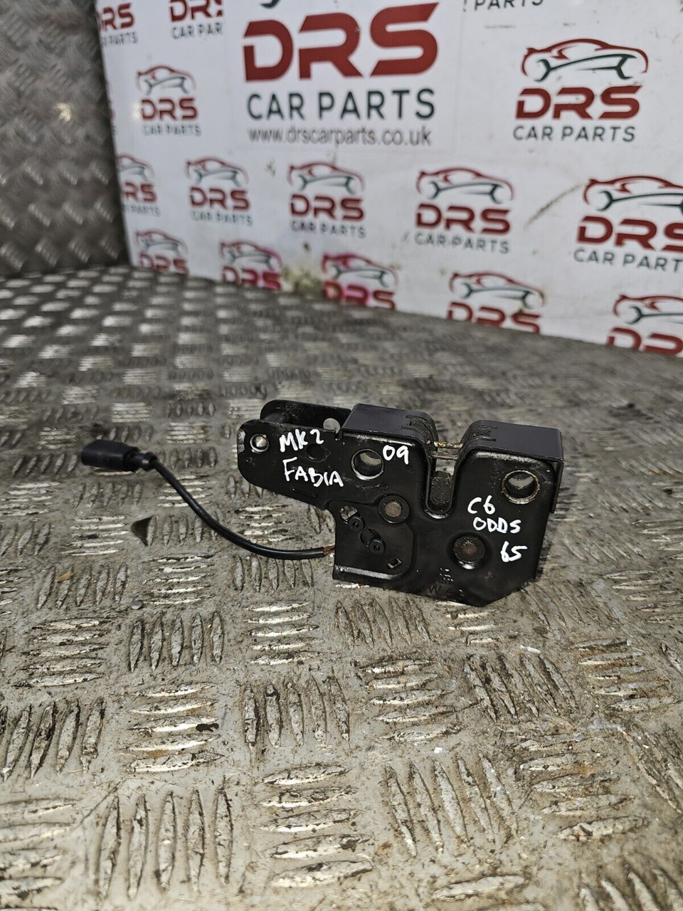 SKODA FABIA MK2 BONNET LOCK CATCH MECHANISM + SENSOR (2007 - 2014 ...