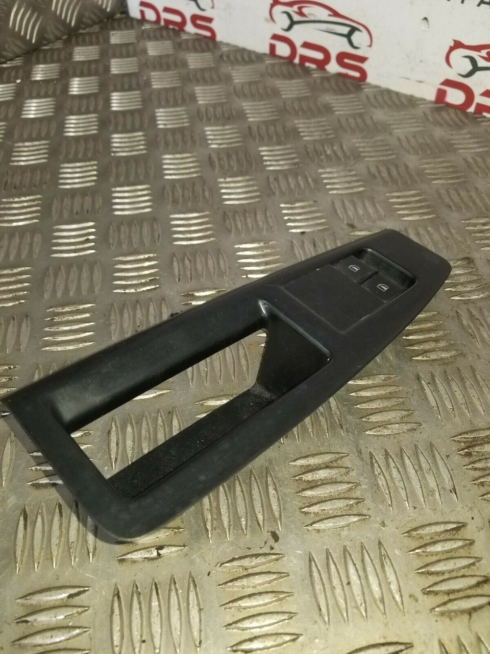 VW POLO ELECTRIC WINDOW SWITCH MAIN DRIVERS CONTROL UNIT MK4 2 DOOR