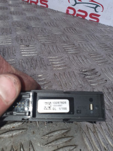 VAUXHALL MERIVA B HAZARD / DOOR LOCK SWITCH BUTTON (13287826) 1.7 CDTI (2010 -2014)