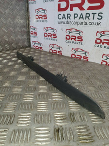 MERCEDES E CLASS ESTATE BOOTLID HANDLE EXTERIOR TRIM PANEL W210 2001