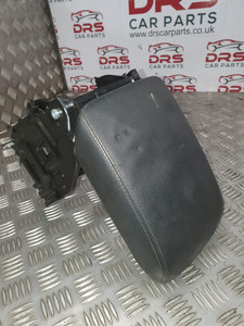 AUDI A5 S-LINE FRONT CENTER ARM REST COUPE B8 BLACK EDITION QUATTRO 2.0 TDI CAH (2011).