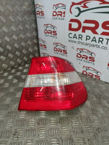 BMW 320D REAR LIGHT + BULB HOLDER E46 OSR  5 DOOR 1998 - 2005
