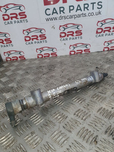 KIA CARENS MK2 HIGH PRESSURE FUEL RAIL + SENSOR 2.0 CRDI 2006 - 2010