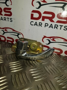 KIA SORENTO INTERIOR PASSENGER DOOR HANDLE (N/S/R) 2.5 CRDI MK1 DIESEL