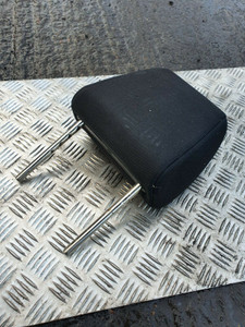 BMW 120D HEADREST (O/S/F) DRIVERS FRONT E87 118D 116I