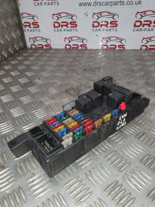 VOLVO V70 FUSE BOX (518322326) MK2 ESTATE 2.4 PETROL (2001 - 2007)