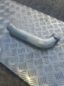 VOLVO V70 INTERCOOLER BOOST TUBE DUCTING 2.4T PETROL TURBO (1996 - 2000) MK1