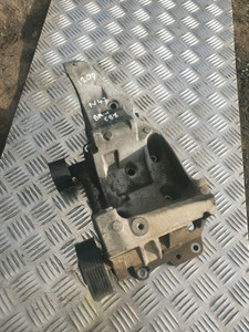 BMW 120D N47 ALTERNATOR TENSIONER PULLEY BRACKET M SPORT E88 CABRIO CONVERTIBLE