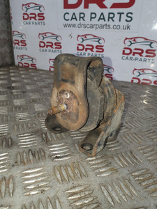 SUZUKI VITARA ENGINE MOUNT PASSENGER NSF 2.5 V6 PETROL (1998 - 2005)