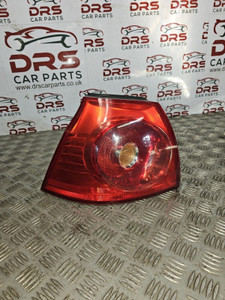VW GOLF REAR LIGHT + BULB HOLDER OUTER PASSENGER NSR 5 DOOR 2004 - 2008