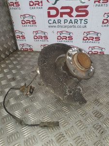 BMW 318i FRONT HUB KNUCKLE E90 E91 TOURING PASSENGER NSF 2005 - 2011