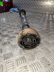 VW GOLF DRIVESHAFT (O/S/F) DRIVERS FRONT 2.0 FSI MK5
