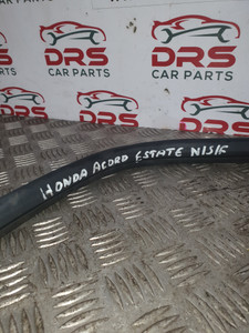 HONDA ACCORD ESTATE DOOR RUBBER (N/S/F) PASSENGER FRONT 2.2 I-CTDI MK7 (2003 - 2008)