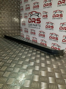 MERCEDES VITO SLIDING DOOR RAIL PASSENGER OUTER BODY MK1 W638