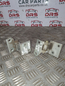 FIAT SCUDO MK1 DOOR HINGES X2 PASSENGER FRONT NSF EXPERT DISPATCH (2000 - 2006)