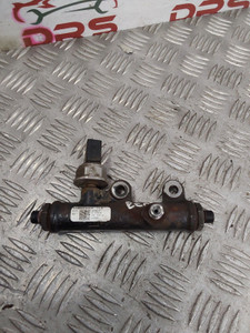 LAND ROVER DISCOVERY 3 FUEL INJECTOR RAIL REAR (4R8Q9C066) RANGE 2.7 TDV6 04-09
