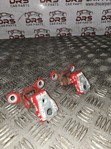 SKODA FABIA MK2 ESTATE DOOR HINGES X2 PAIR UPPER + LOWER DRIVERS REAR (07 - 14) SKODA FABIA MK2 ESTATE DOOR HINGES X2 PAIR UPPER + LOWER DRIVERS REAR (07 - 14)