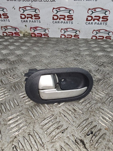 MITSUBISHI COLT INTERIOR DOOR HANDLE CZ2 PASSENGER REAR NSR (2004 - 2010) MITSUBISHI COLT INTERIOR DOOR HANDLE CZ2 PASSENGER REAR NSR (2004 - 2010)
