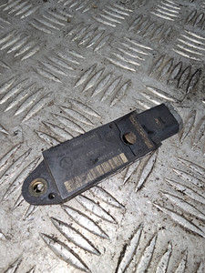 MERCEDES E CLASS IMPACT SENSOR 0028202726 E270 AUTO W211 2001-2005