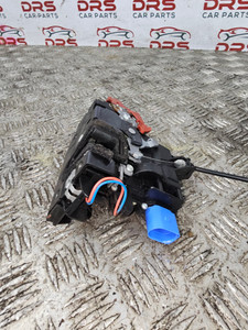 SKODA FABIA DOOR CATCH NSF PASSENGER FRONT  MK2 1.4 TDI DIESEL 2009 - 2014