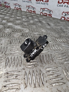 HYUNDAI I30 ELECTRIC WINDOW SWITCH CONTROL DRIVERS REAR (2007 - 2012) HYUNDAI I30 ELECTRIC WINDOW SWITCH CONTROL DRIVERS REAR (2007 - 2012)