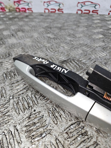 TOYOTA AURIS EXTERIOR DOOR HANDLE NSR PASSENGER REAR VVTI 2006 - 2012