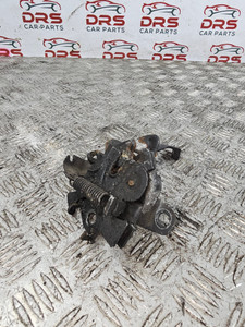 TOYOTA AURIS TAILGATE CATCH 1.6 PETROL VVTI 5 SPEED 2006 - 2012