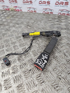 JAGUAR XF S SEAT BELT BUCKLE STALK + PRE TENSIONER X250 PASSENGER FRONT NSF 2012 JAGUAR XF S SEAT BELT BUCKLE STALK + PRE TENSIONER X250 PASSENGER FRONT NSF 2012