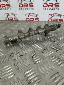 VAUXHALL INSIGNIA FUEL INJECTOR RAIL 2.0 CDTI (2010)