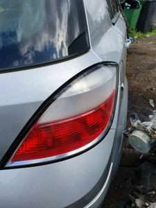 ASTRA H REAR LIGHT O/S/R BACK LENSE DRIVERS REAR DESIGN CLUB MK 5