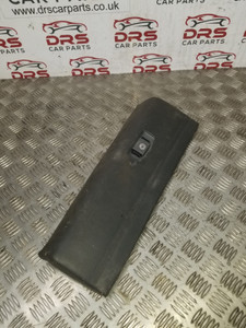 JEEP CHEROKEE GLOVE BOX 4.0 PETROL (1984 - 2001)