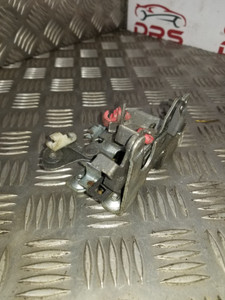 JEEP CHEROKEE DRIVERS  FRONT DOOR CATCH O/S/F 4.0 PETROL (1984 - 2001)