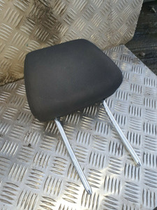 BMW 1 SERIES DRIVERS HEADREST O/S/F OR N/S/F  E87 E82 E81 SPORT (2004 - 2011)