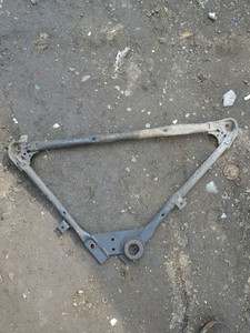 BMW E46 330D FRONT SUB FRAME SUPPORT CARRIER 3 SERIES