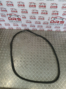 VAUXHALL CORSA D VXR TAILGATE RUBBER SEWT BOOTLID 2006 - 2014 VAUXHALL CORSA D VXR TAILGATE RUBBER SEWT BOOTLID 2006 - 2014