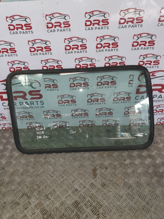 FIAT SCUDO WINDOW GLASS + RUBBER PASSENGER REAR QUARTER NSR 3RD ROW 2000 - 2006