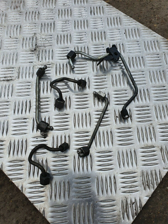 KIA CEED DIESEL FUEL PIPES 1.6 CRDI 2011 FACELIFT 61 REG ECODYNAMICS