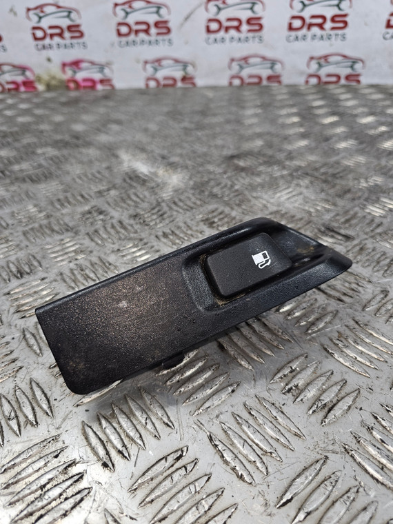 TOYOTA AURIS FUEL FLAP RELEASE SWITCH VVTI 2006 - 2012