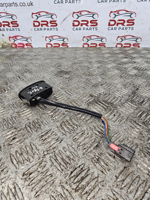 JAGUAR S-TYPE TAILGATE RELEASE SWITCH (2R839B242) TDV6 2002 - 2007