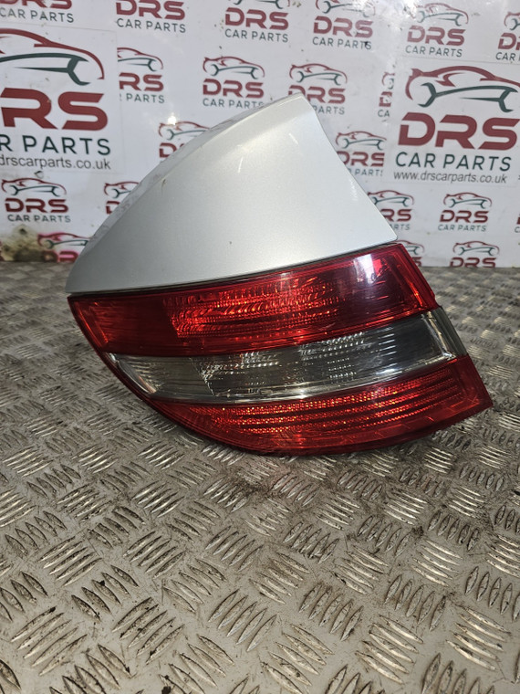 MERCEDES CLC FOG LIGHT C CLASS W204 DRIVERS FRONT RIGHT OSF (A1698201656) 2008