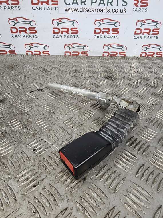 MERCEDES CLC SEAT BELT BUCKLE STALK / PRE TENSIONER COUPE CL203 PASSENGER REAR