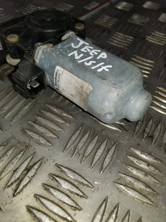 JEEP CHEROKEE PASSENGER FRONT WINDOW MOTOR MECHANISN REGULATOR N/S/F 4.0 PETROL (1984 - 2001)