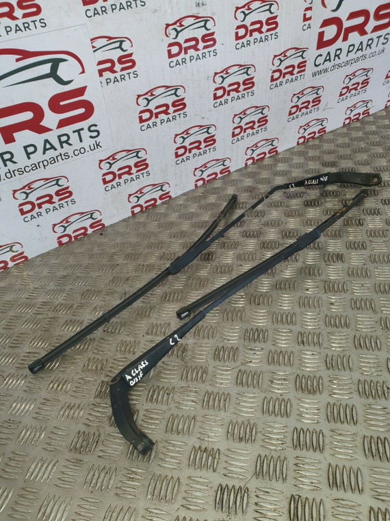 MERCEDES A CLASS WINDSCREEN WIPER ARMS PAIR A150 FRONT 2004 - 2012