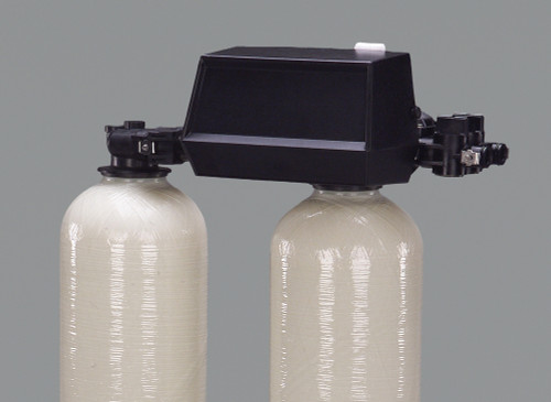 Fleck 9100/1600 3/4" Meter Valve Less Drain Line Flow Control and Cover