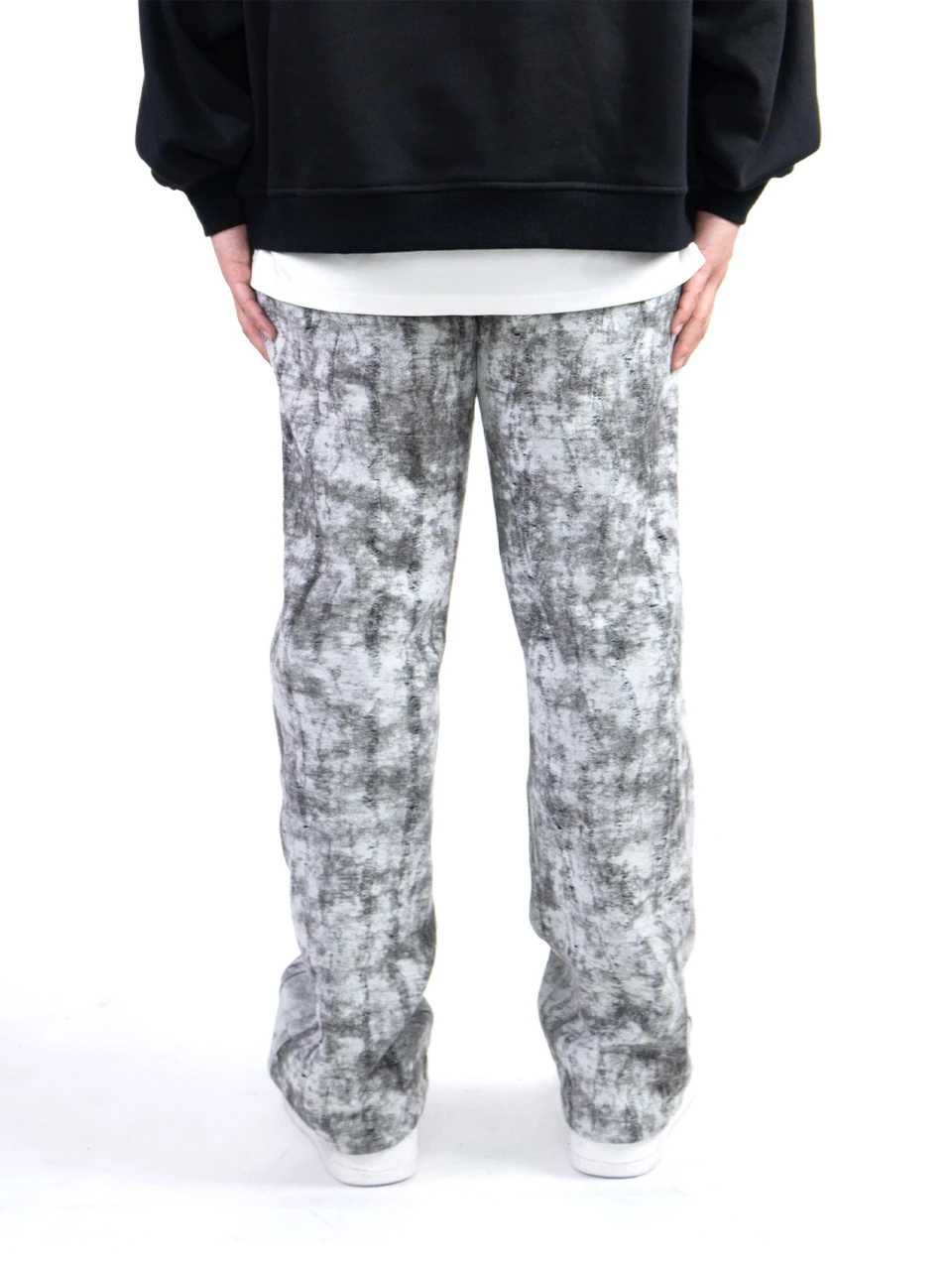 Distressed Sweatpant