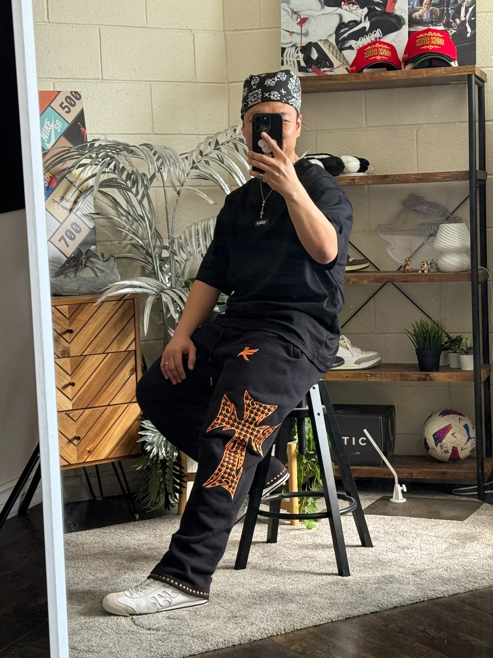 Cross Embroidered Sweatpant