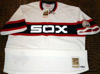 CARLTON FISK  Chicago White Sox 1985 Home Majestic Throwback Baseball  Jersey