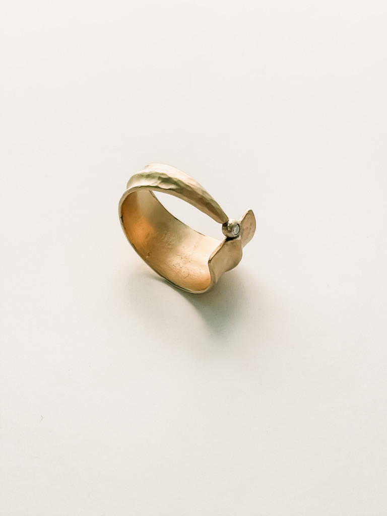 24 K GOLD VERMEIL RING WITH DIAMOND