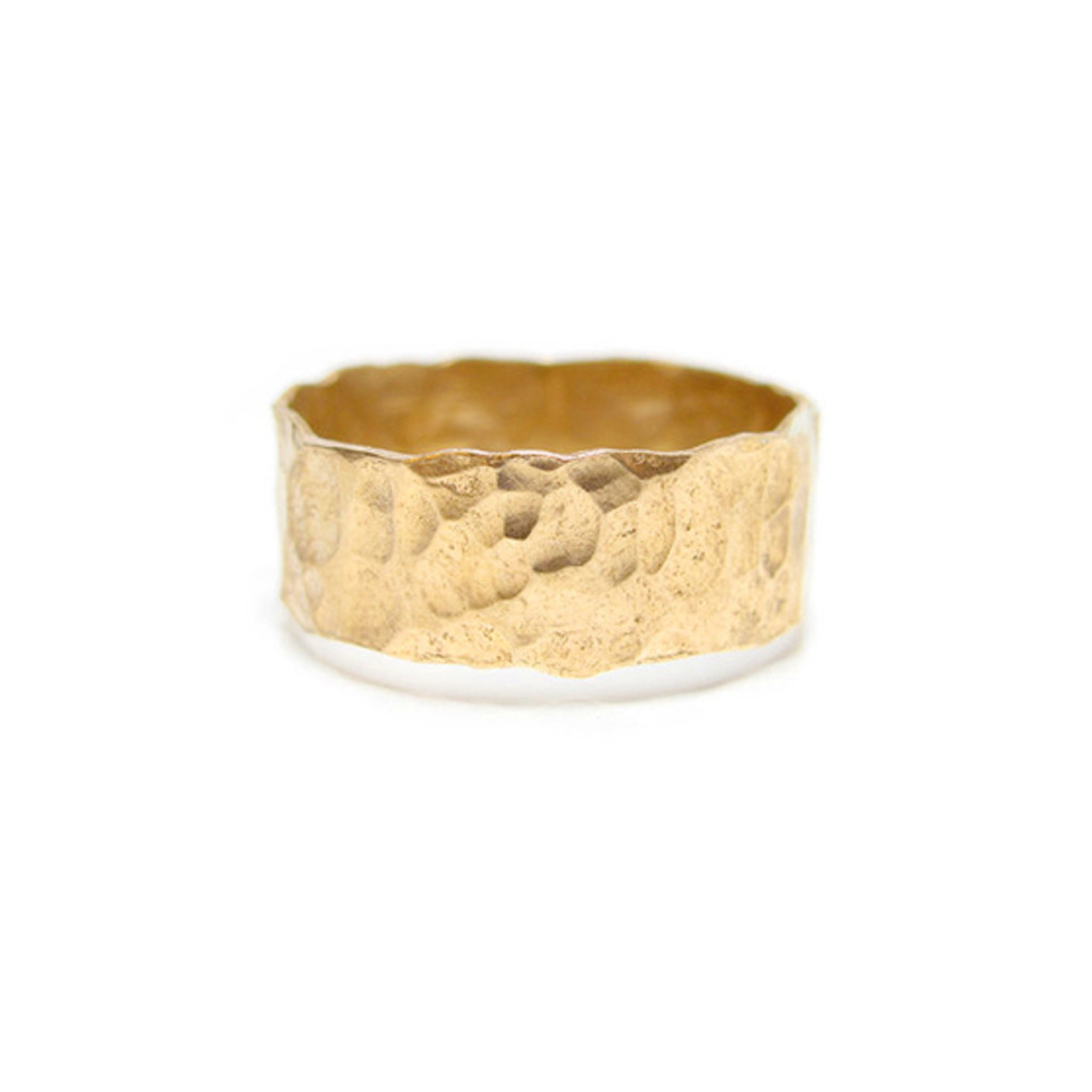 GOLD WIDE HAMMERED CIGAR RING BAND